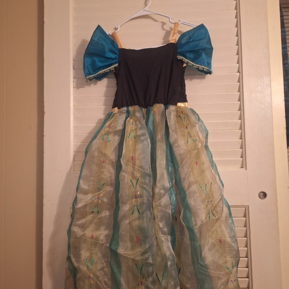 Disney Enchanted Holiday Dress in Black and Green - Picture 5 of 6